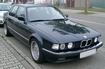 BMW 7 II