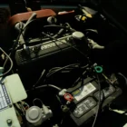 Współczesna motoryzacja nie uznaje kompromisów. Kierowcy oczekują od silników wysokiej mocy, niskiego spalania i kultury pracy w każdych warunkach. Odpowiedzią inżynierów na te sprzeczne wymagania są zmienne fazy rozrządu.