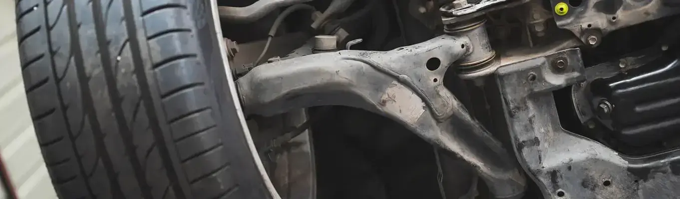 Wymiana tylnej tulei przedniego wahacza - objawy zużycia. Kup u nas nawet 40% taniej